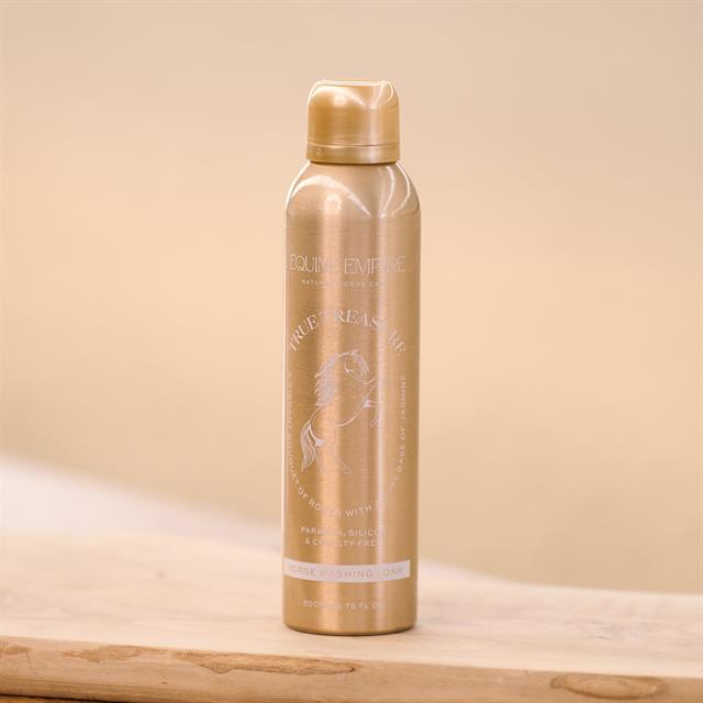 Cleansing Foam Imperial Riding IRHEquine Empire Off White