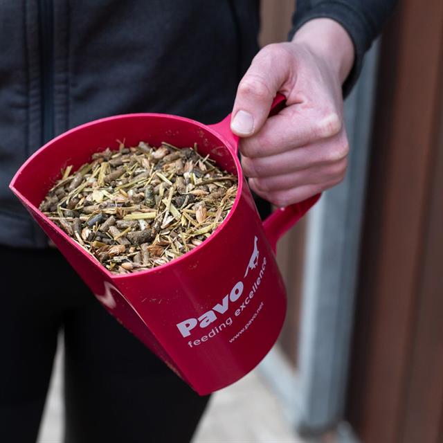 Feed Scoop Pavo 
