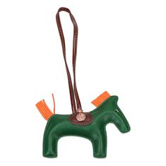 Key Charm Epplejeck Horse Colour Dark Green