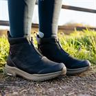 Steel Toe Boots with Zip LeMieux Black